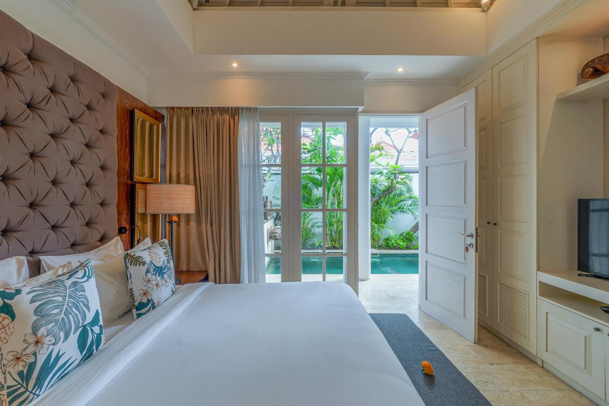 Mosan House - Unique Art-Filled Gem In Perfect Location A Short Walk From The Beach Or Seminyak Square Including Ac Office For Remote Working Esterno foto
