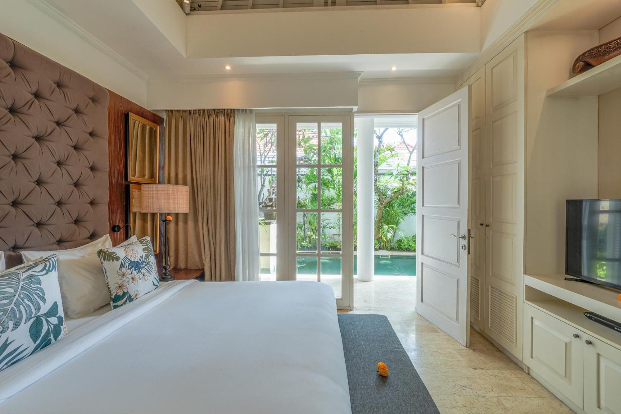 Mosan House - Unique Art-Filled Gem In Perfect Location A Short Walk From The Beach Or Seminyak Square Including Ac Office For Remote Working Esterno foto