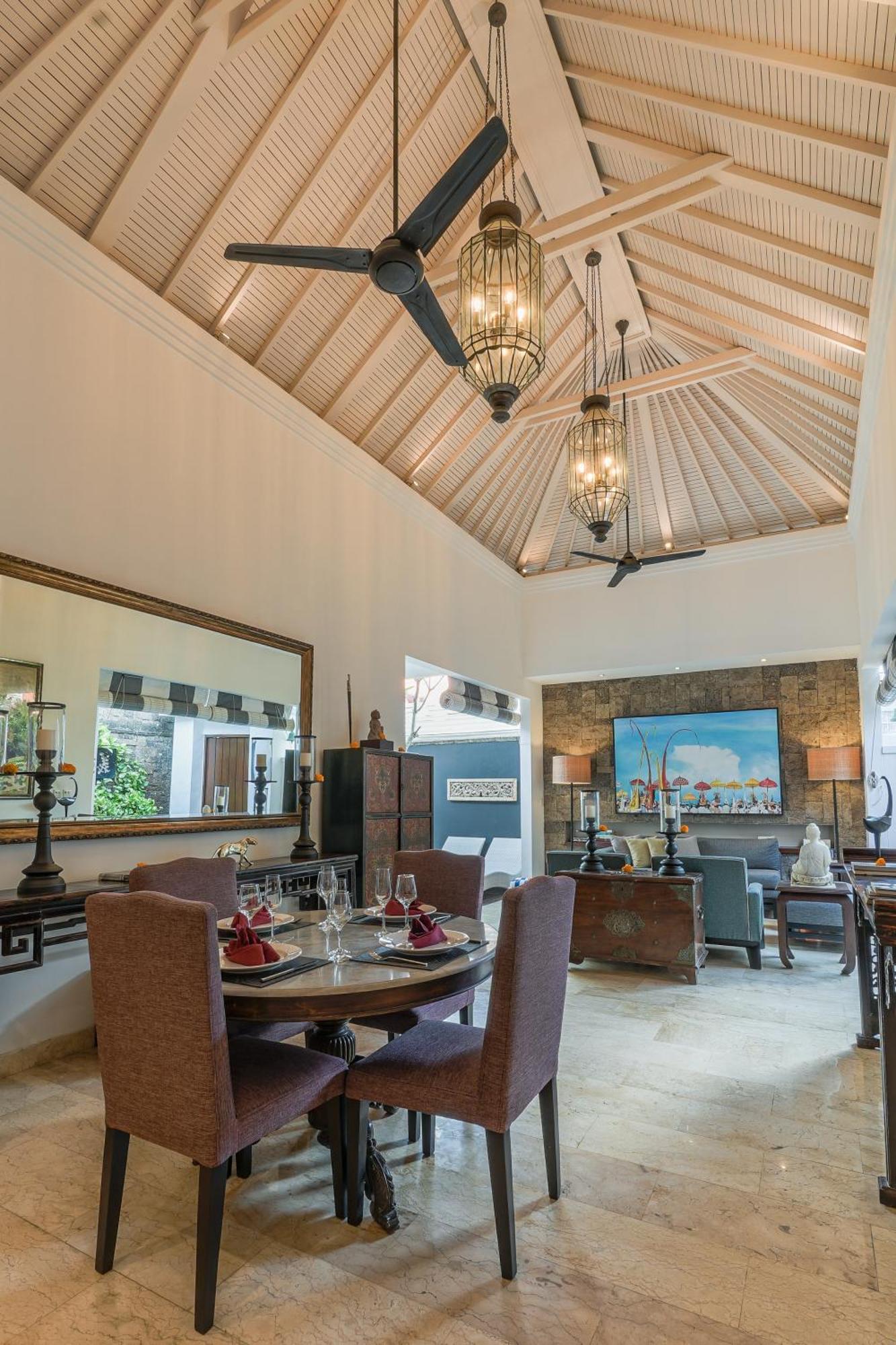 Mosan House - Unique Art-Filled Gem In Perfect Location A Short Walk From The Beach Or Seminyak Square Including Ac Office For Remote Working Esterno foto