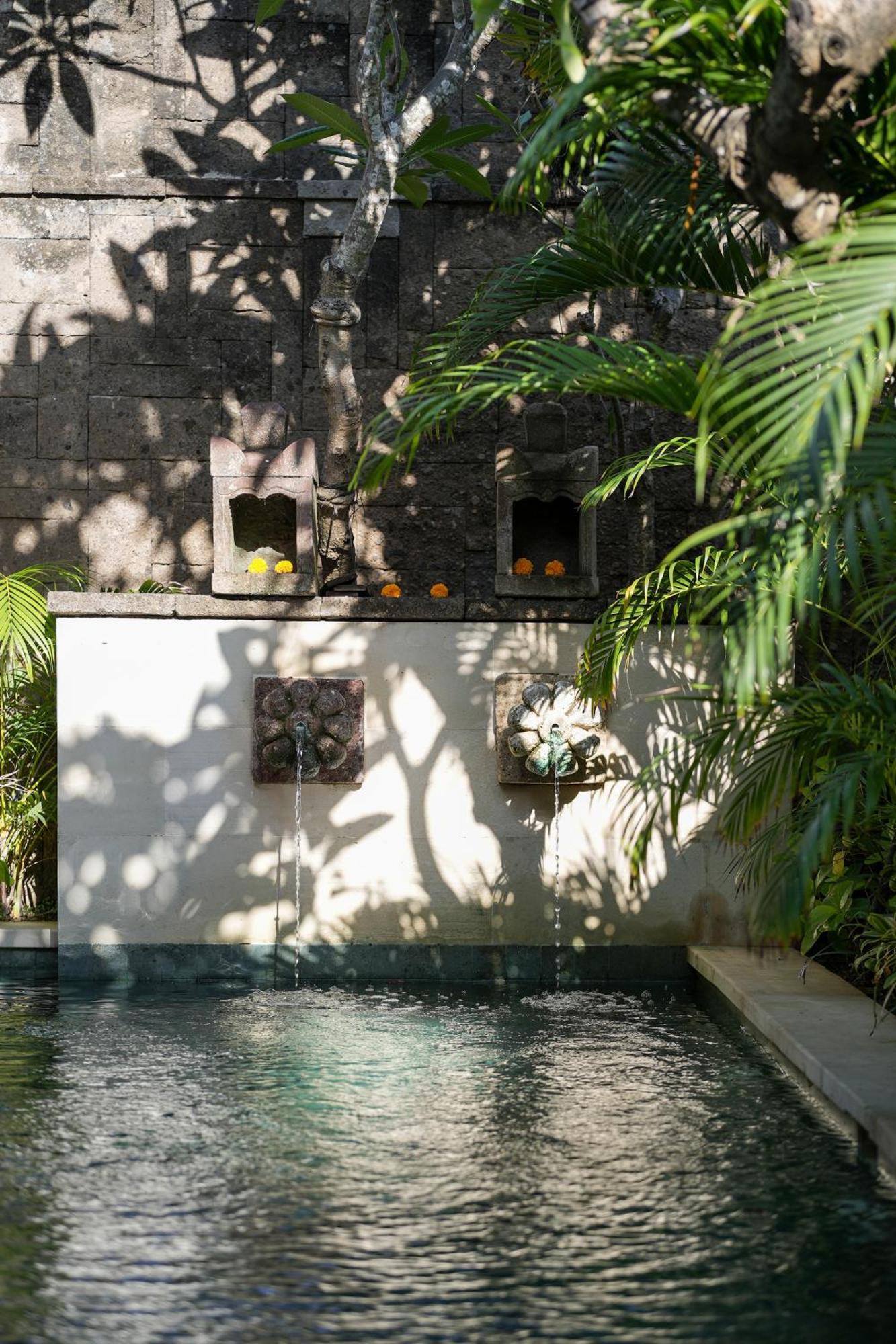 Mosan House - Unique Art-Filled Gem In Perfect Location A Short Walk From The Beach Or Seminyak Square Including Ac Office For Remote Working Esterno foto